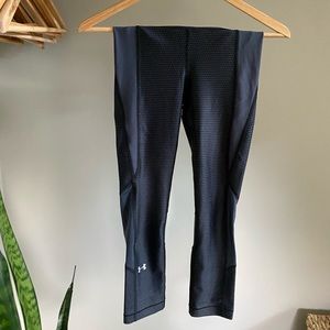 Under Amour Capris Leggings - Size XS